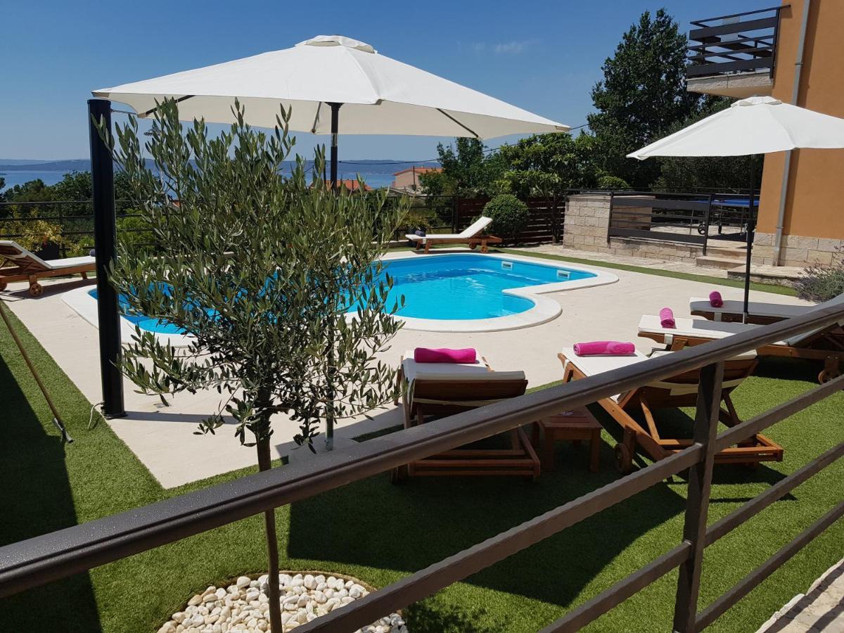 Holiday Home Magic View With Private Heated Pool Kaštela Exterior foto